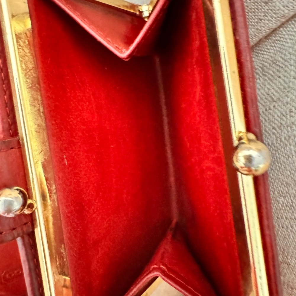 -SOLD- Coach vintage convertible Red Leather Crossbody Bag and Wallet Set - Picture 9 of 16